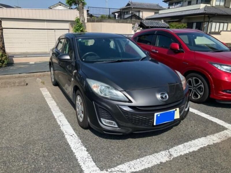 MAZDA AXELA SPORTS
