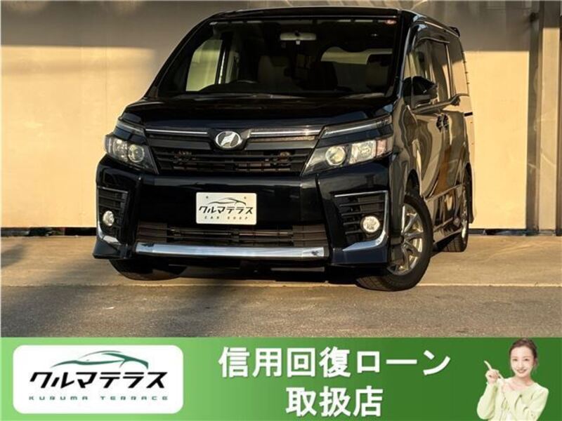 TOYOTA VOXY