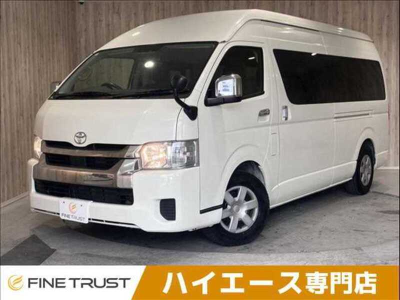 TOYOTA HIACE VAN