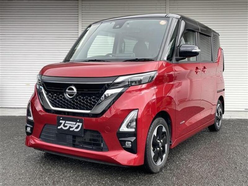NISSAN ROOX
