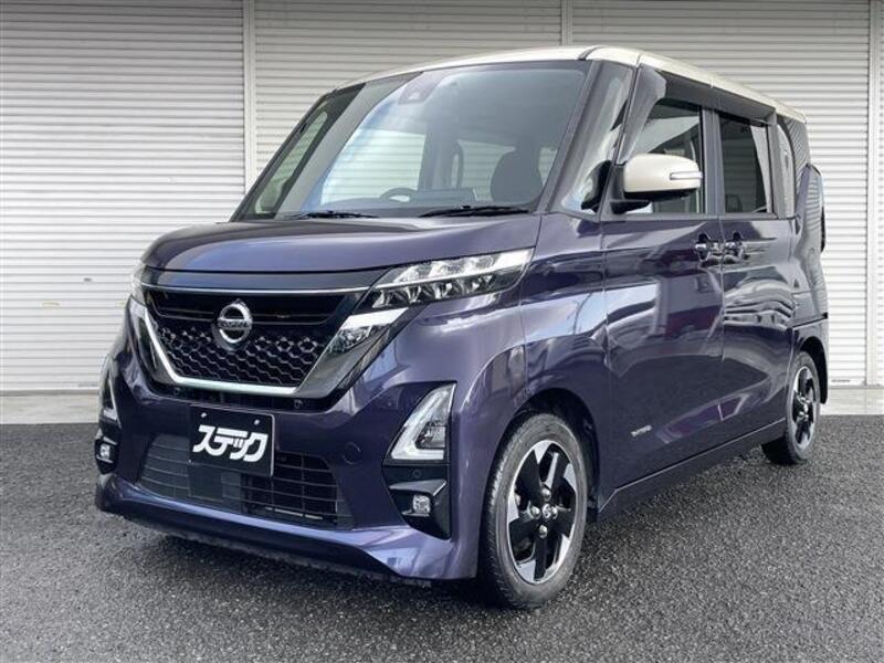NISSAN ROOX