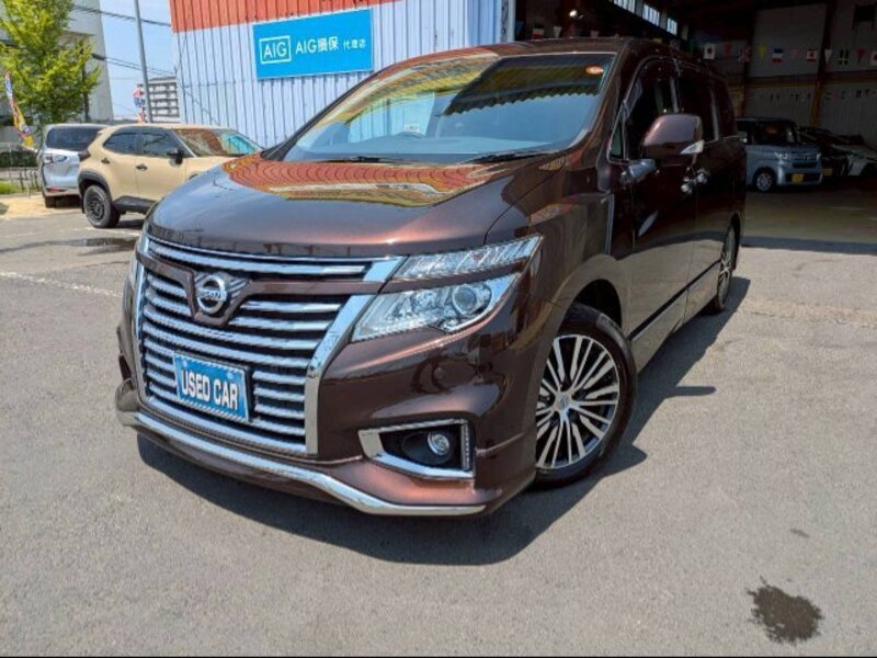 NISSAN ELGRAND