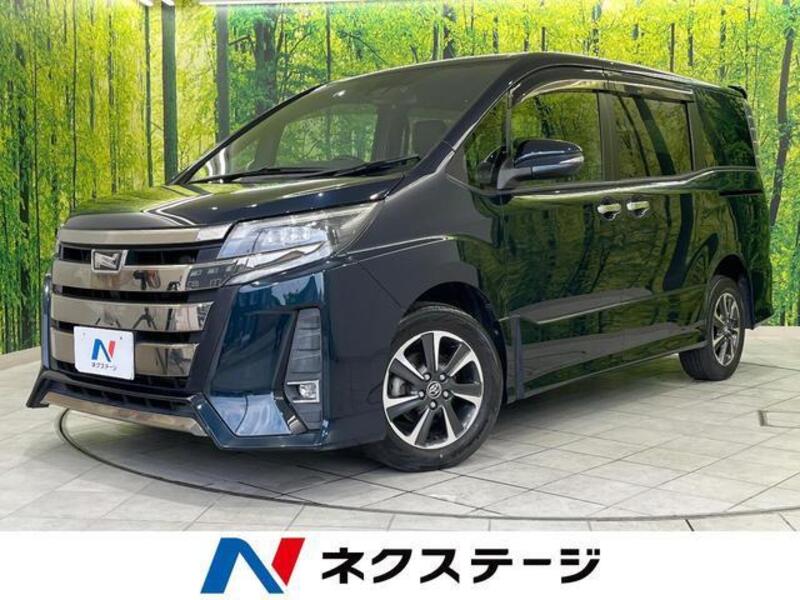 TOYOTA NOAH