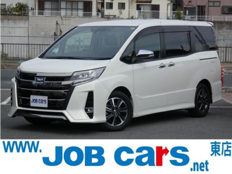 TOYOTA NOAH
