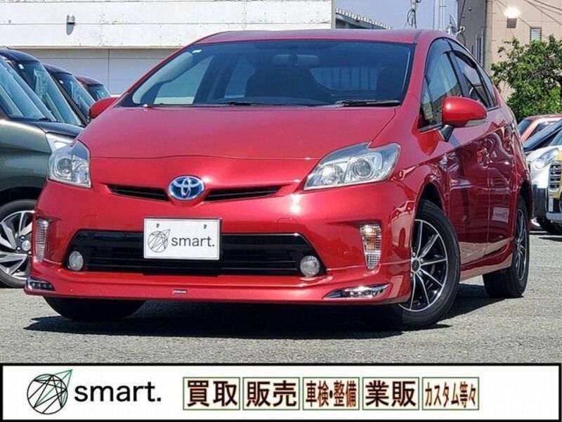 TOYOTA PRIUS