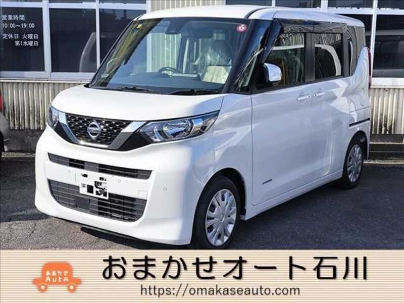 NISSAN ROOX