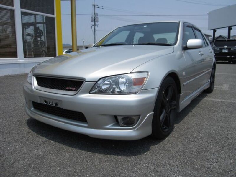 TOYOTA ALTEZZA