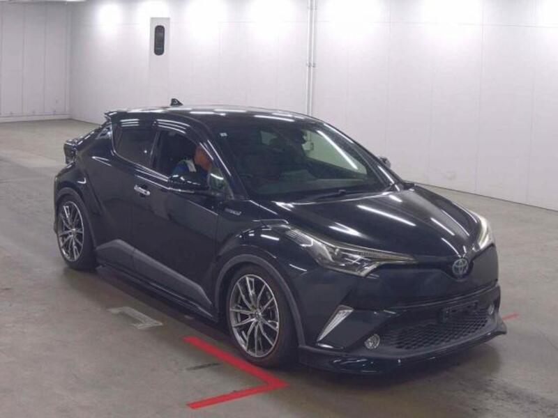TOYOTA C-HR