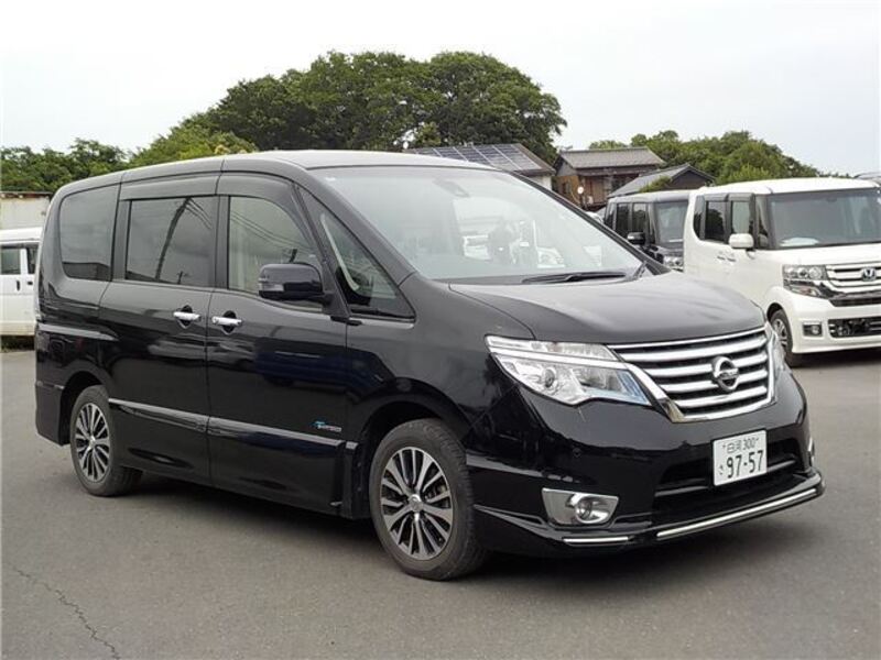 NISSAN SERENA