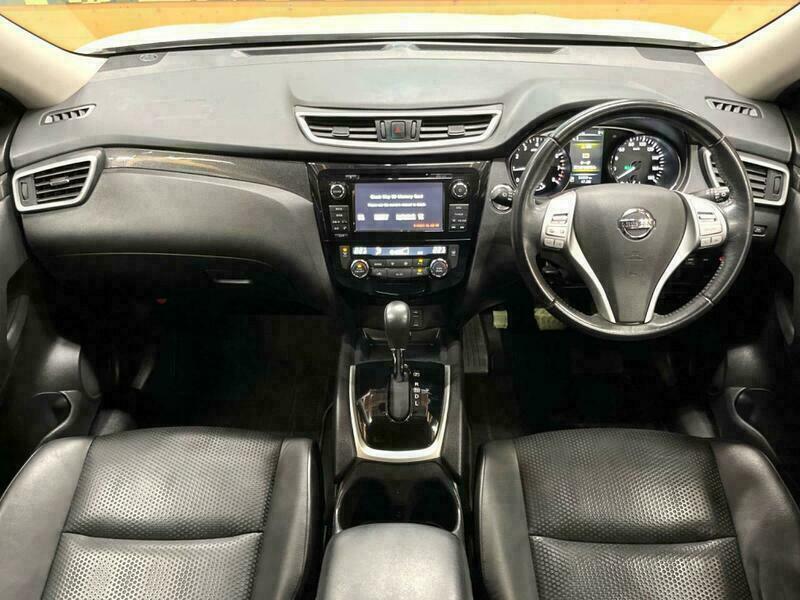X-TRAIL