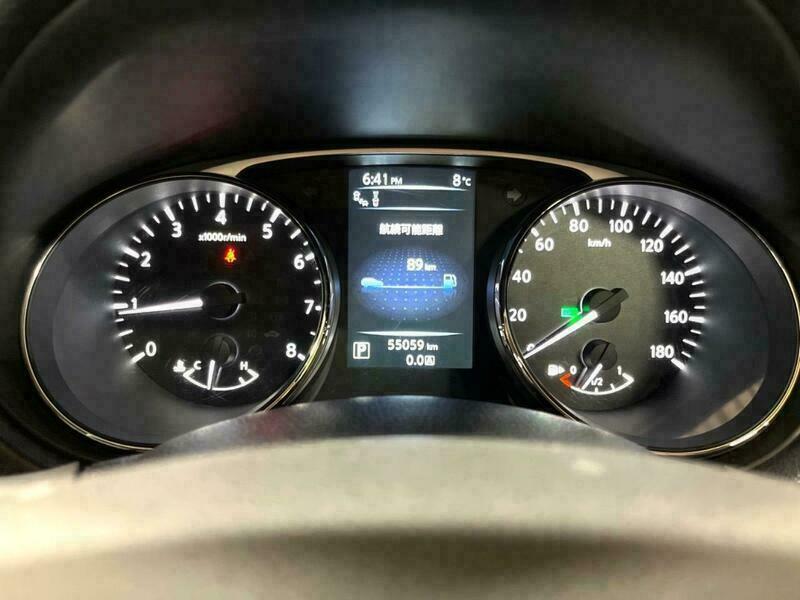 X-TRAIL