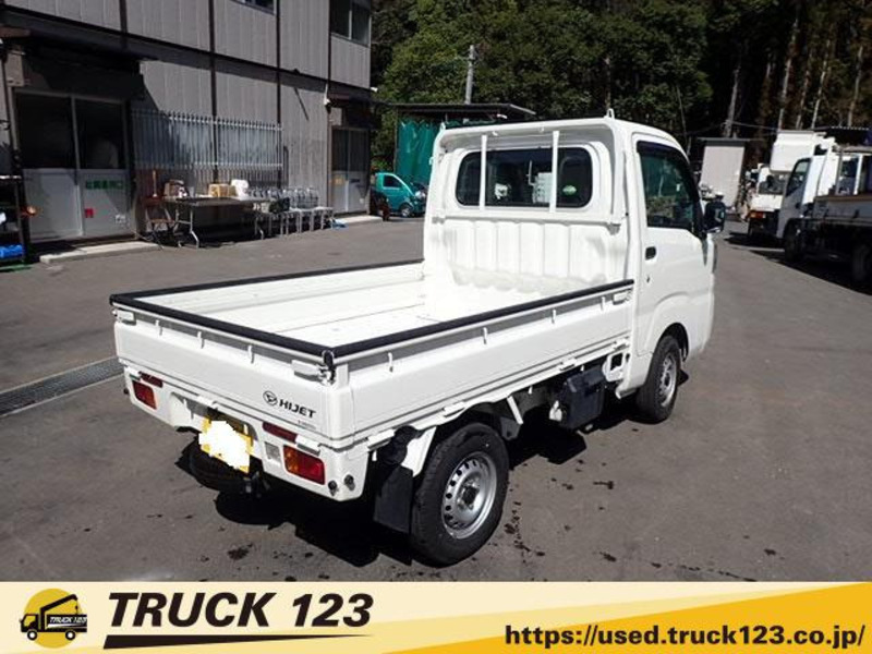 HIJET TRUCK-1