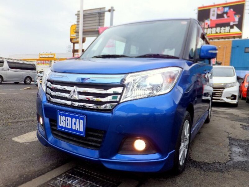MITSUBISHI DELICA D2