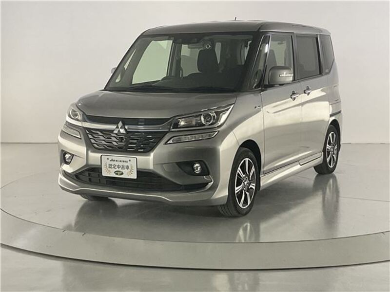 MITSUBISHI DELICA D2