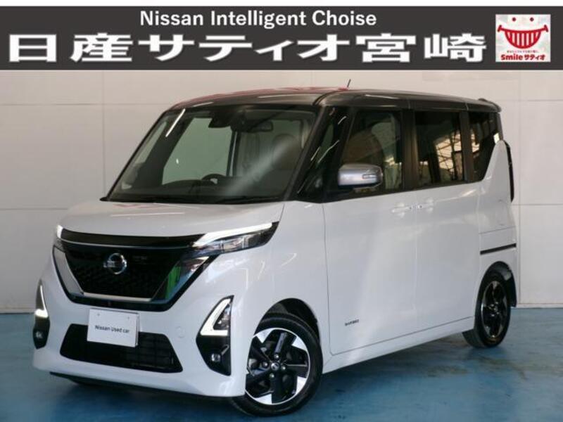 NISSAN ROOX
