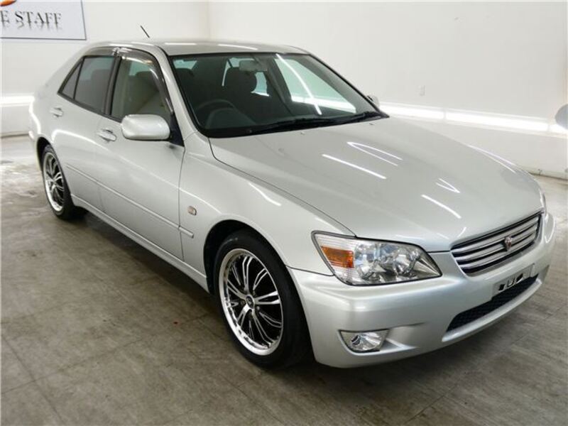 TOYOTA ALTEZZA