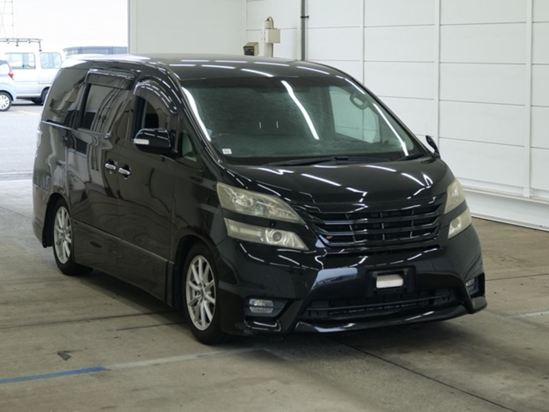 TOYOTA VELLFIRE