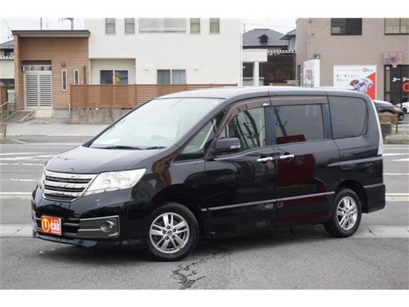 NISSAN SERENA