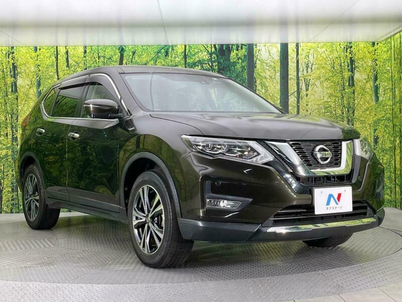 X-TRAIL