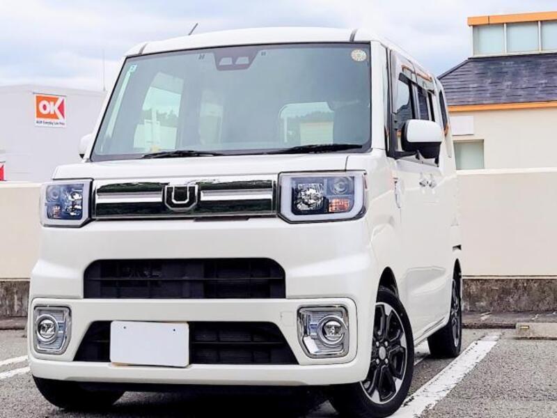 DAIHATSU WAKE