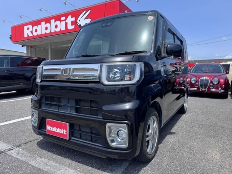 DAIHATSU WAKE