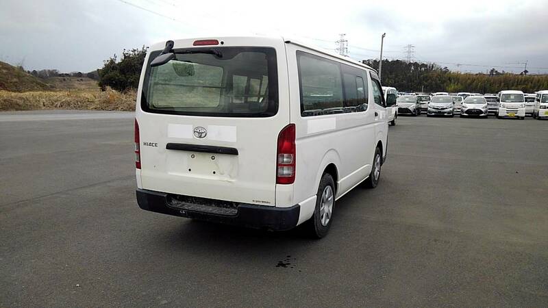 HIACE VAN-9