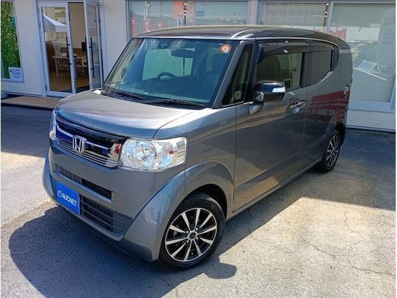 HONDA N BOX SLASH