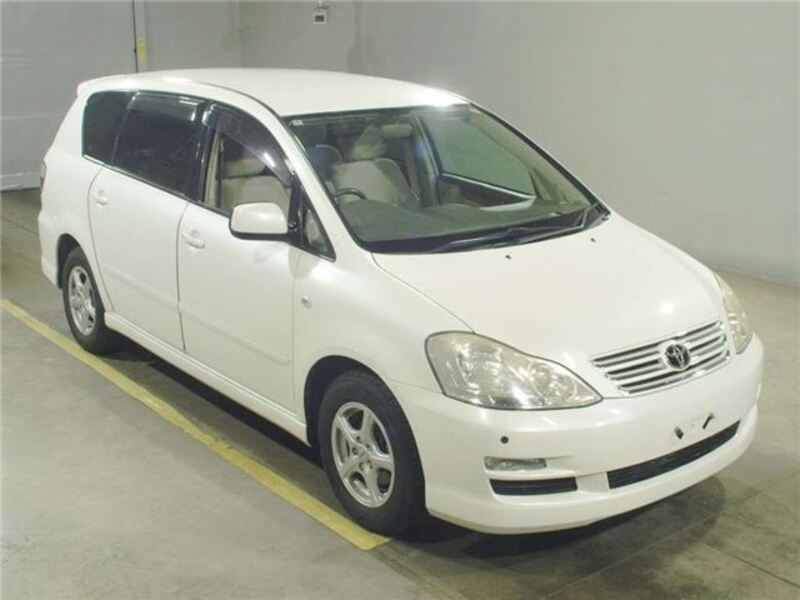 TOYOTA IPSUM
