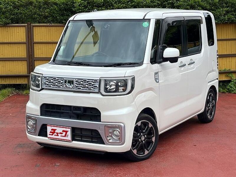 DAIHATSU WAKE