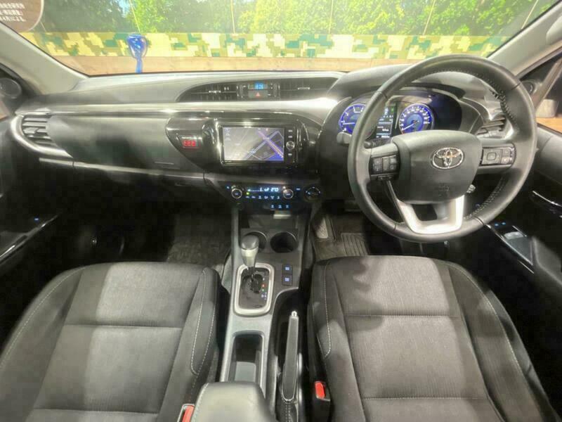 HILUX