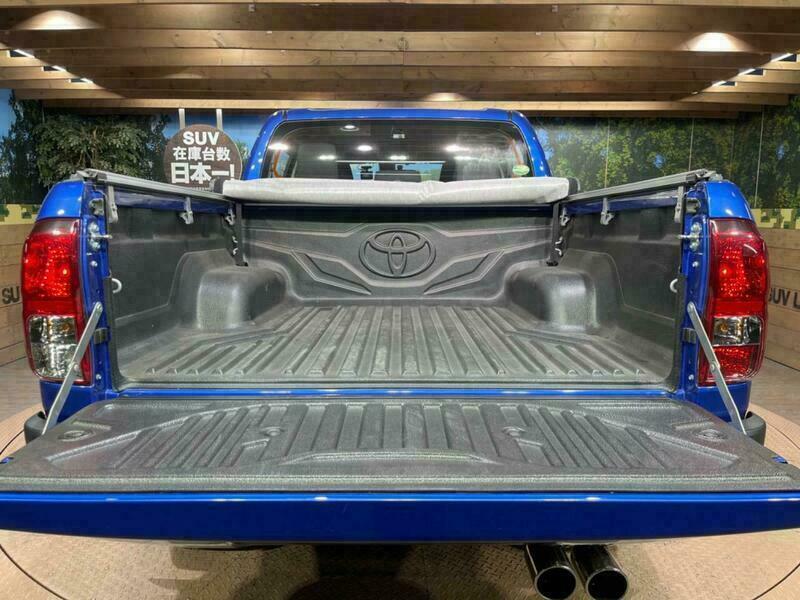 HILUX