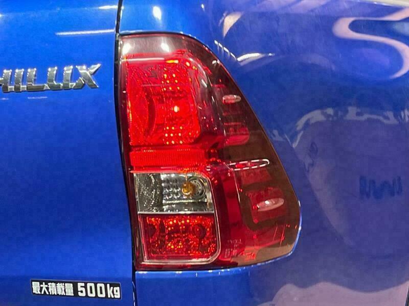 HILUX