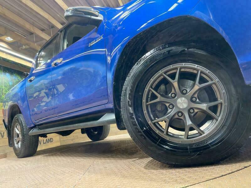 HILUX