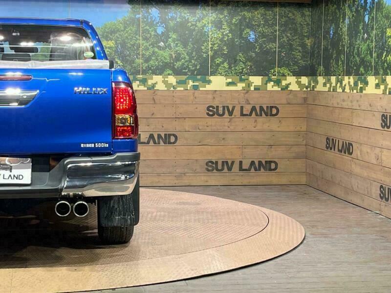 HILUX