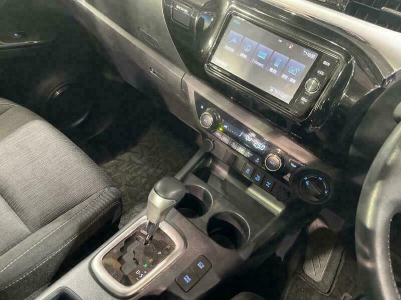 HILUX