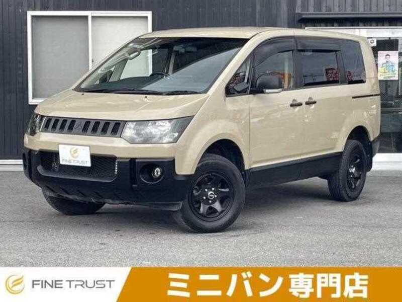 MITSUBISHI DELICA