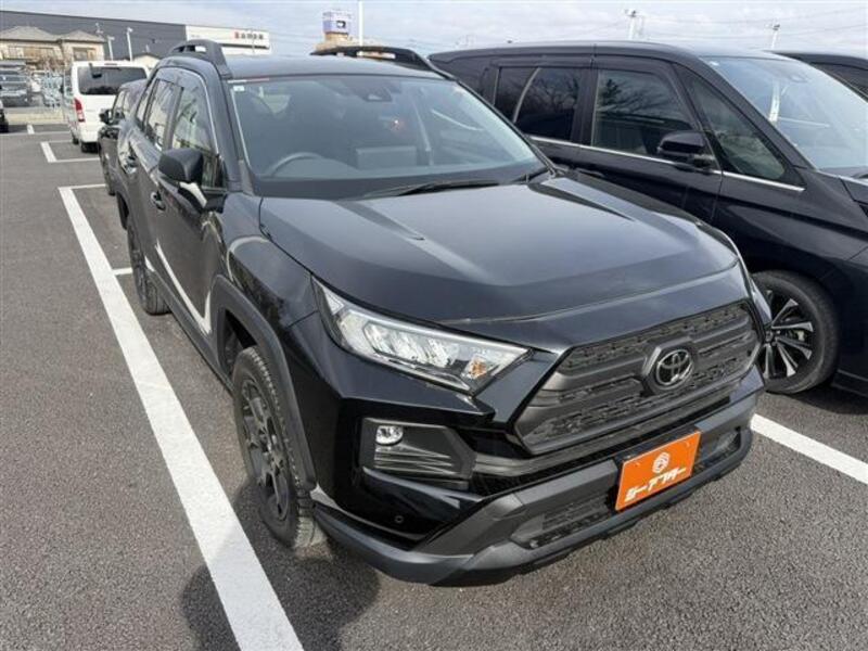 TOYOTA RAV4