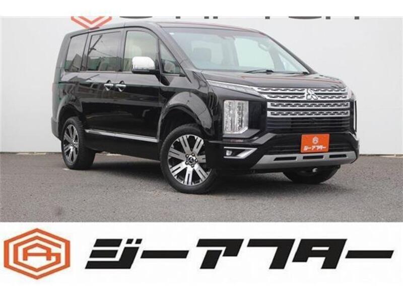 MITSUBISHI DELICA D5