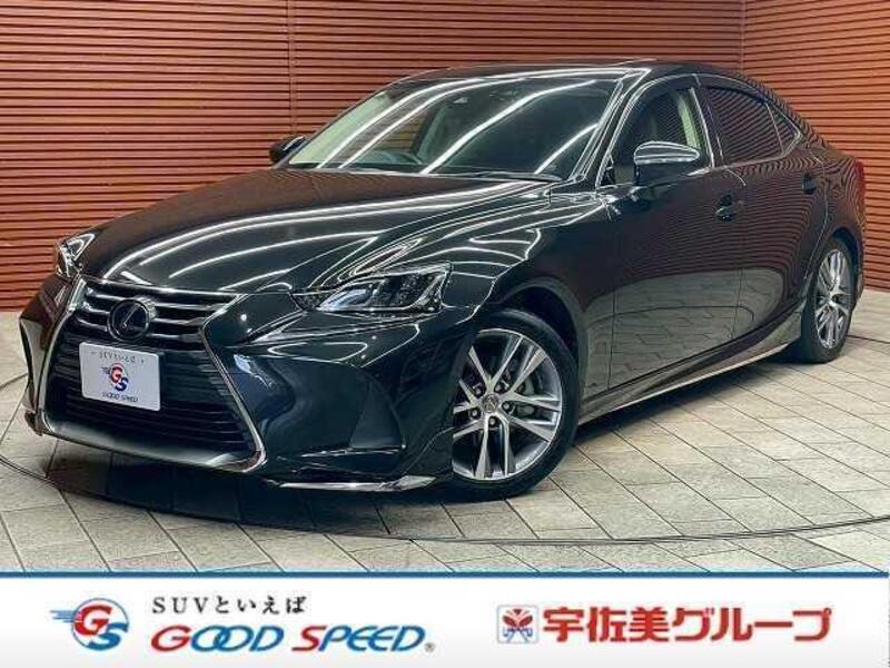LEXUS IS