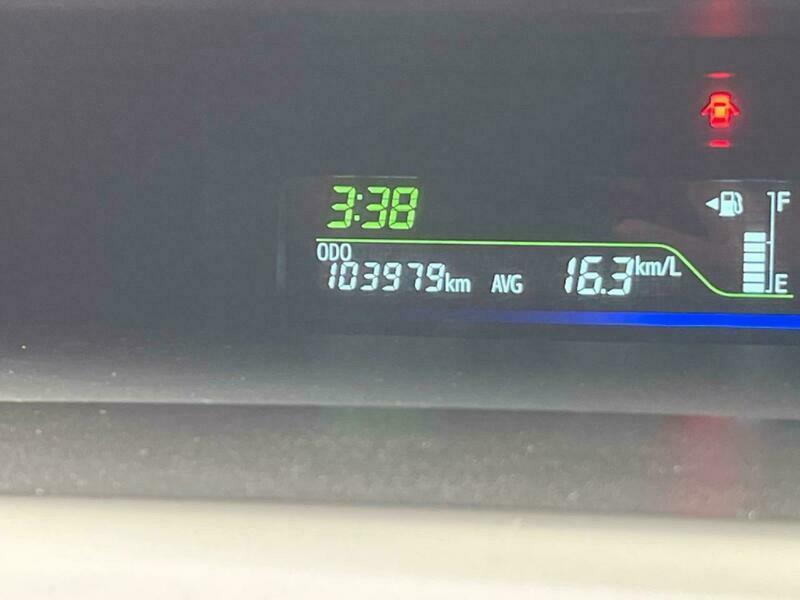 PRIUS ALPHA