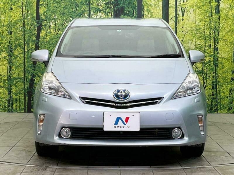 PRIUS ALPHA