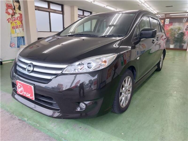 NISSAN LAFESTA