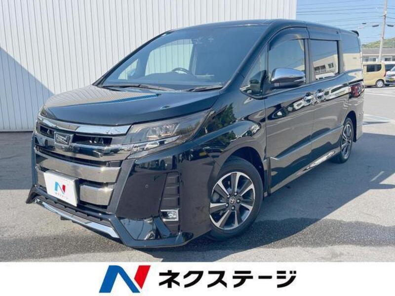 TOYOTA NOAH