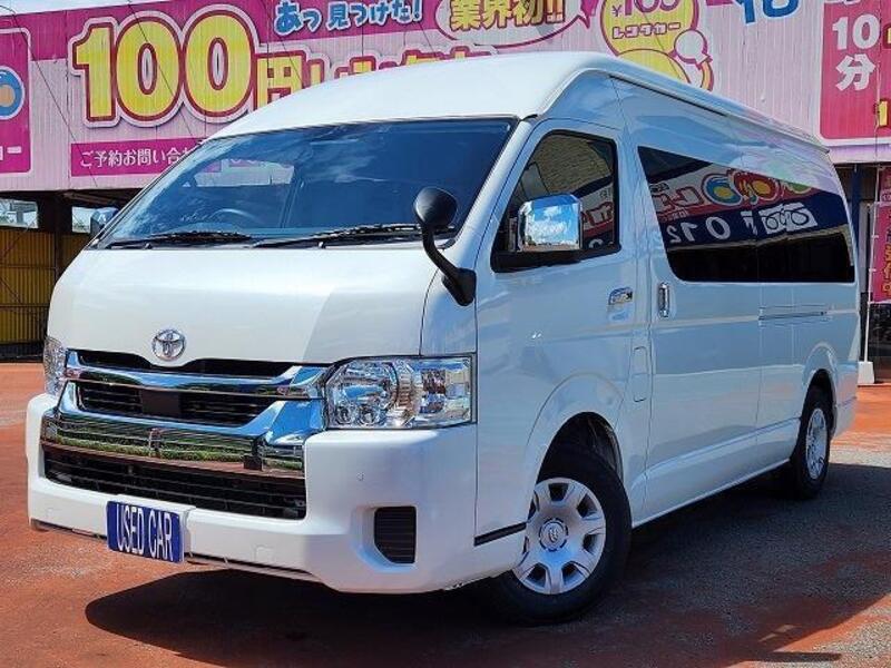 TOYOTA HIACE
