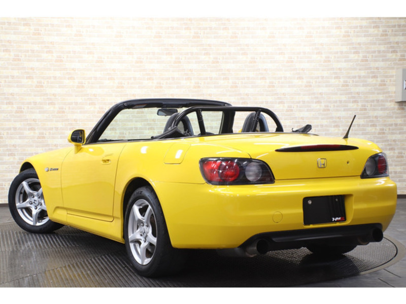 S2000-8