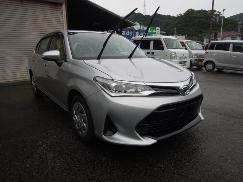 TOYOTA COROLLA AXIO