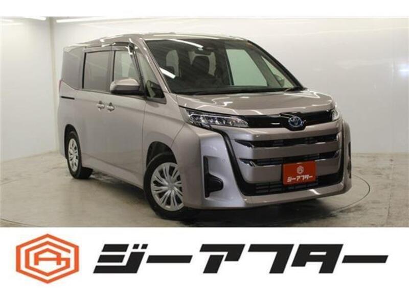 TOYOTA NOAH