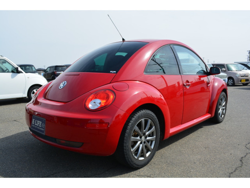 NEW BEETLE