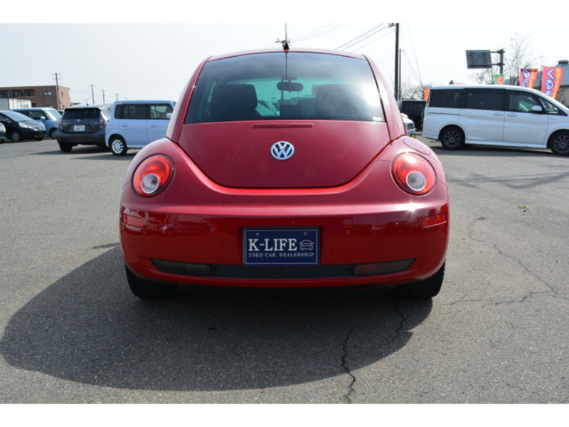 NEW BEETLE
