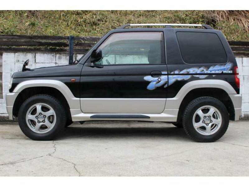 PAJERO MINI-6